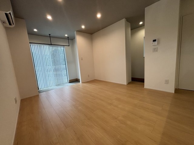 【居間・リビング】 | 南区白藤4丁目 2号棟 | ☆リビング☆
