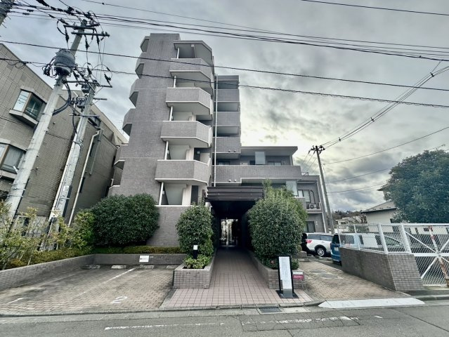 土樋シティハウスの外観