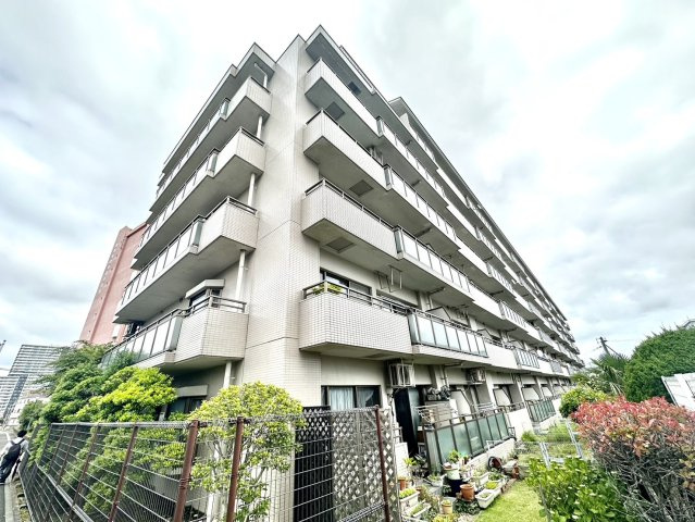 コープ野村長町アークスの外観