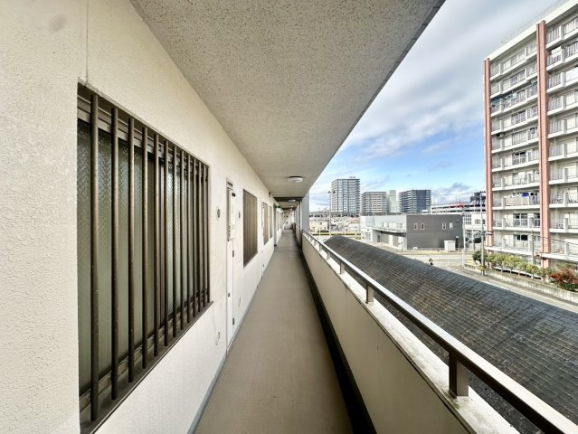 コープ野村長町アークスのその他共用部分|住戸階廊下