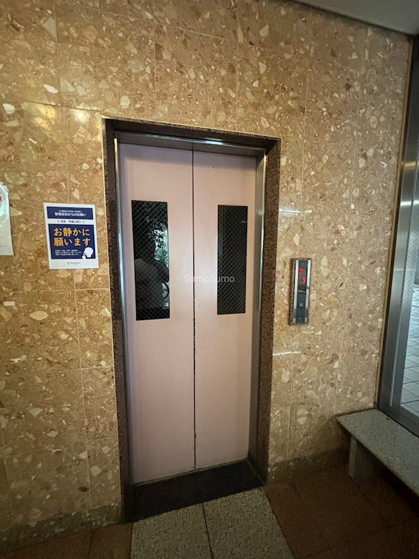 大阪市中央区島之内１丁目の賃貸マンションの外観