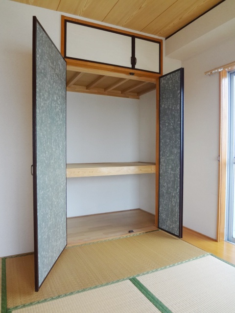パステルNo12【キャッシュバック対象物件】の和室|和室ならではの温かな和の空間で寛ぎの時間を過ごせます