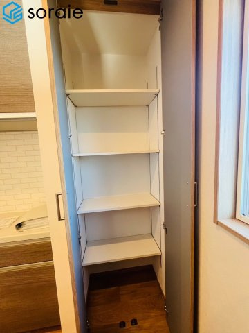 狭山市北入曽　中古未入居住宅　の収納