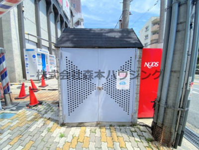 【その他共用部分】 | 　ウェルネス三界 | 専用ごみ置き場です