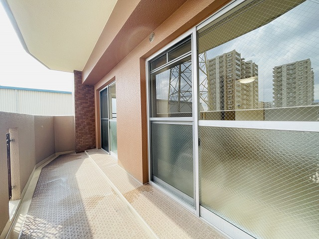 【バルコニー】 | 三愛シティライフ箱崎12