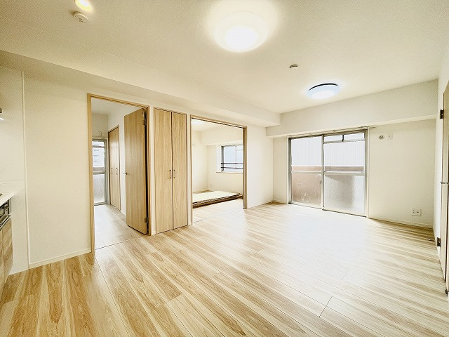 【居間・リビング】 | 三愛シティライフ箱崎12