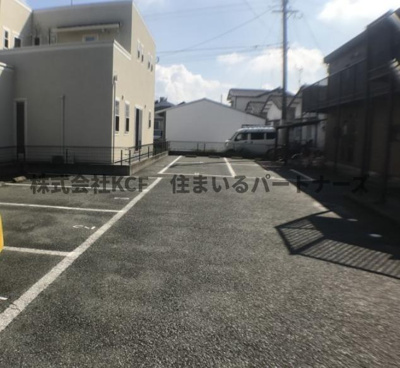 【駐車場】 | アムールハイツ | 駐車場完備です