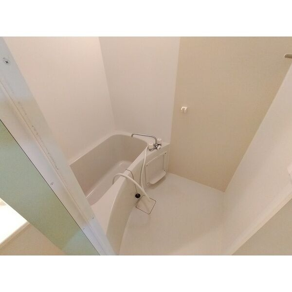 ファーストマンションの浴室