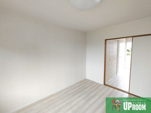 サンロード二重堀　C棟の洋室