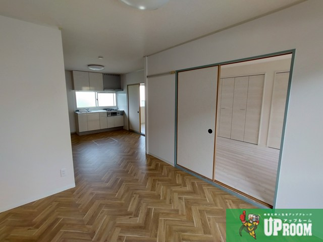 サンロード二重堀　C棟の居間・リビング