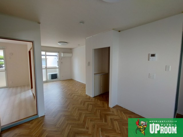 サンロード二重堀　C棟の居間・リビング