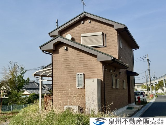 阪南市自然田　中古戸建の外観|オール電化住宅・土地132.86坪（傾斜地を含む）・R２年築