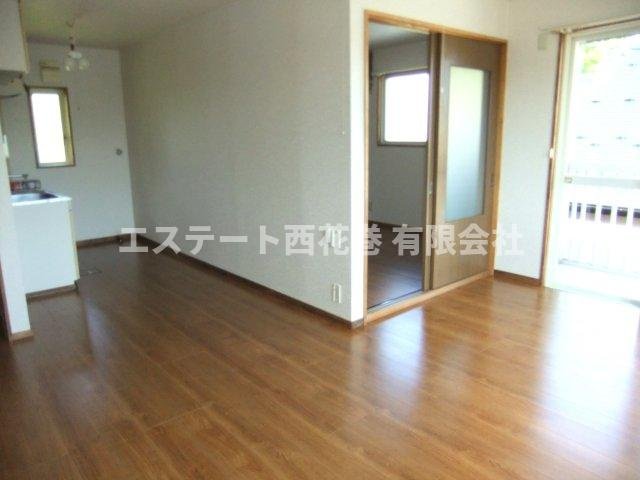 コーポネメアⅡの居間・リビング