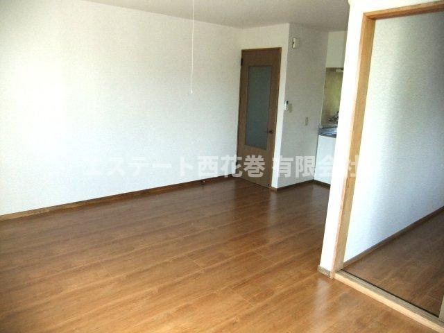 コーポネメアⅡの居間・リビング