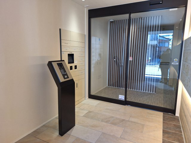 （シニア限定）ヘーベルヴィレッジ川口のエントランス