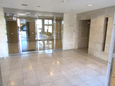 【エントランス】 | アーバンシティ甲府若松ウインフォート | 建物の内部です