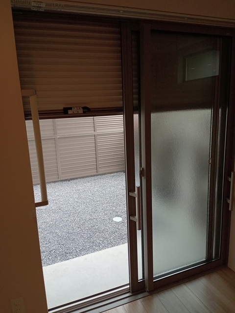 （シニア限定）ノーブル　レジデンスのセキュリティ|電動防犯シャッター。