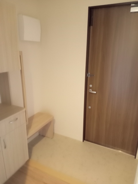 （シニア限定）ノーブル　レジデンスの玄関