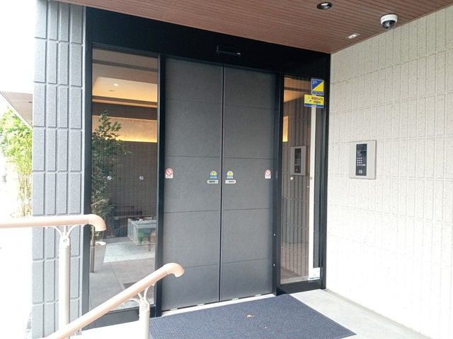 （シニア限定）ノーブル　レジデンスのエントランス|オートロック