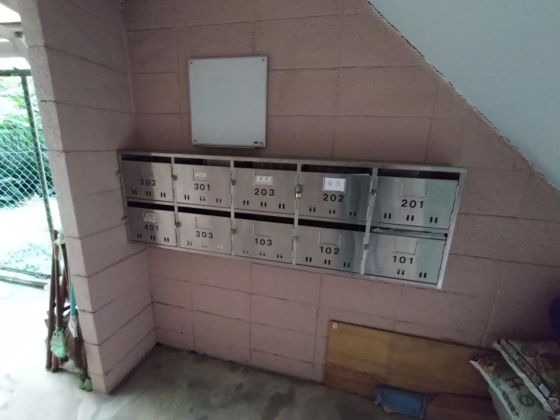 村上コーポのロビー