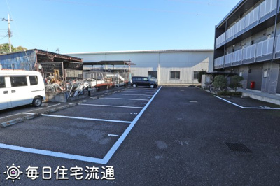 【駐車場】 | ファミリアシモサトⅡ