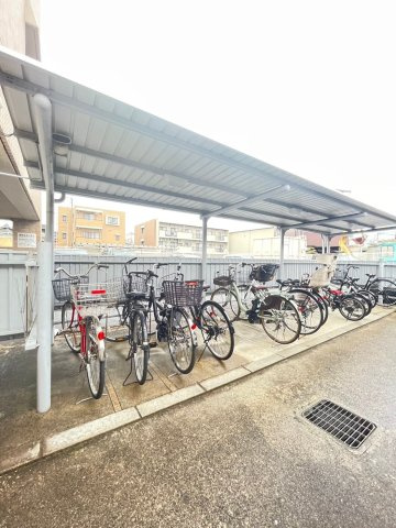 マーベラス摂津の周辺