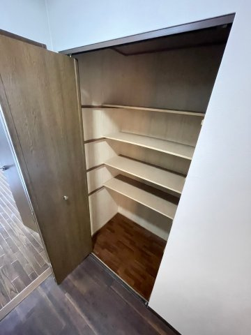 マーベラス摂津の収納