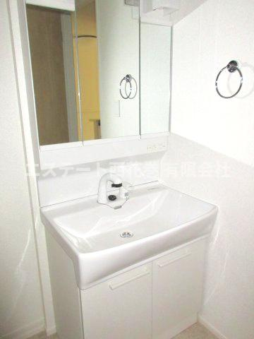 ララ・マヒナＢの独立洗面台