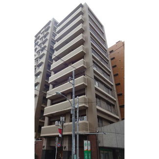 【外観】 | 鉄筋コンクリート造のがっちりとした建物。