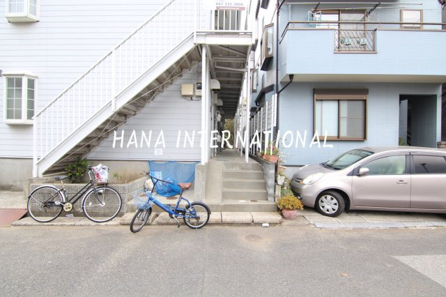 ドルフ・Kのエントランス