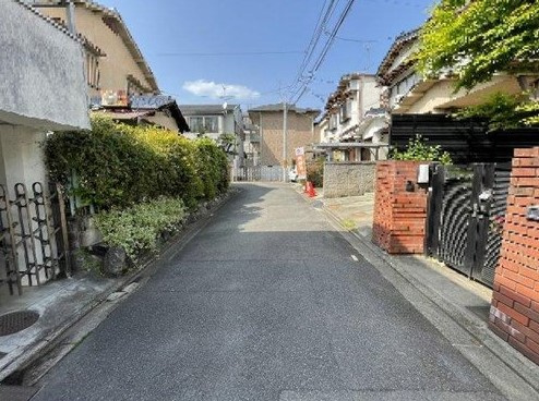 【前面道路含む現地写真】 | K21565-衣笠