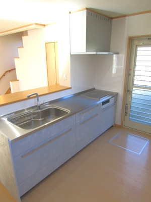 【キッチン】 | 中古戸建　甲府市白井町 | お料理しやすいキッチンです