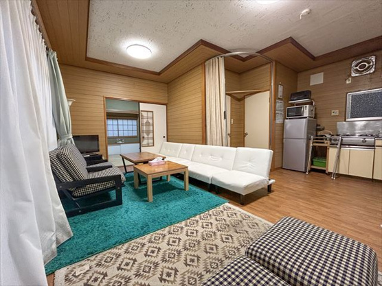 【居間・リビング】 | エンゼルフォレスト伊豆熱川　オーナーチェンジ戸建