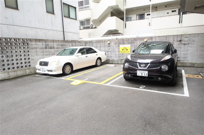 【駐車場】 | クリスタルグランツ新大阪