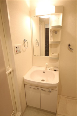 【独立洗面台】 | クリスタルグランツ新大阪