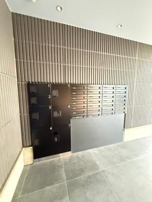 【エントランス】 | リブウッド大阪城 