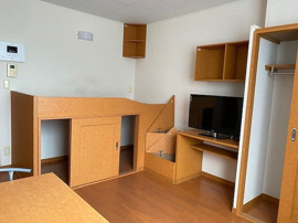 こちらのリビングで趣味の時間をお楽しみください