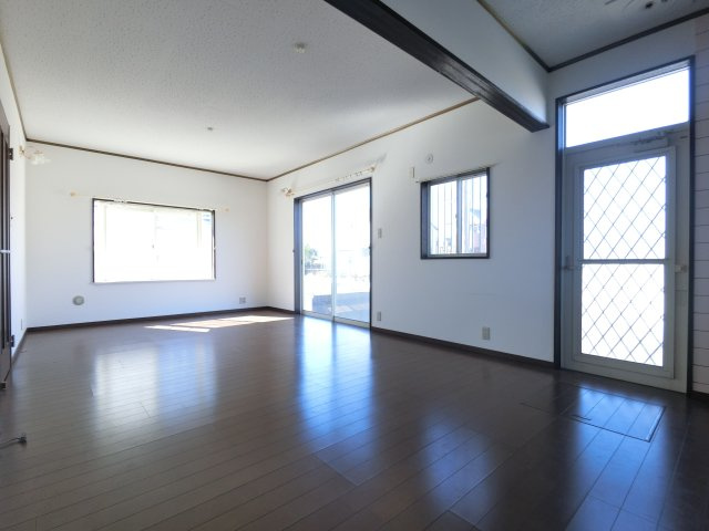 【居間・リビング】