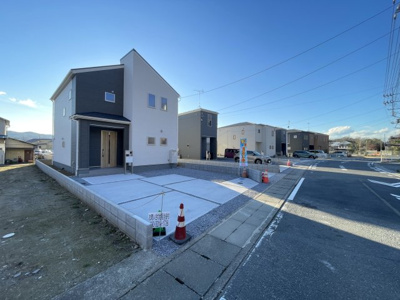 【外観】 | Livele Garden.S小川町角山第4　新築住宅 | ≪1号棟≫
現地(2024年12月撮影)