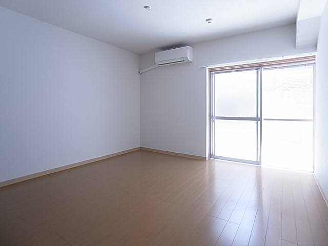 神戸市長田区高取山町２丁目の賃貸マンションの居間・リビング|室内