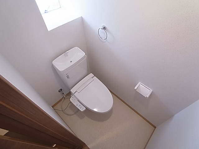 神戸市長田区高取山町２丁目の賃貸マンションのトイレ|ウォッシュレット付トイレ