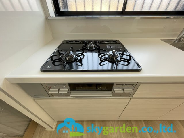 藤沢市鵠沼藤が谷　中古戸建のキッチン