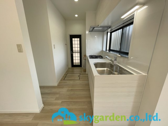 藤沢市鵠沼藤が谷　中古戸建のキッチン