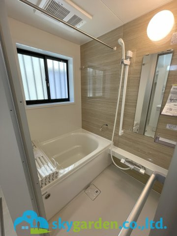 藤沢市鵠沼藤が谷　中古戸建の浴室