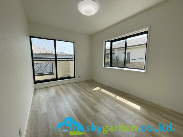 藤沢市鵠沼藤が谷　中古戸建の寝室