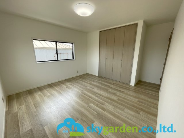 藤沢市鵠沼藤が谷　中古戸建の洋室