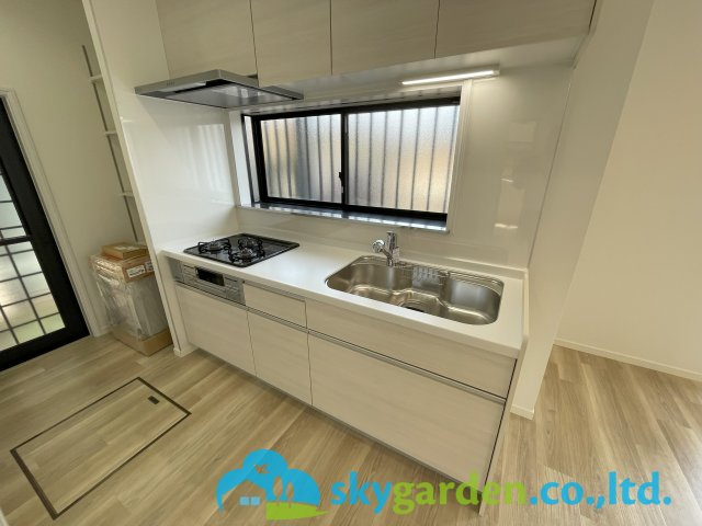 藤沢市鵠沼藤が谷　中古戸建のキッチン