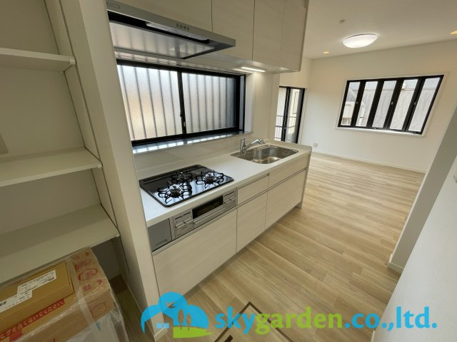 藤沢市鵠沼藤が谷　中古戸建のキッチン