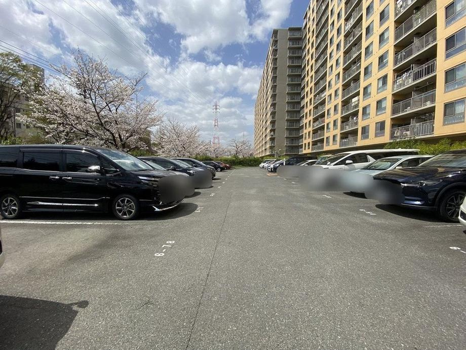 くずはセンチュリータウン六番館の駐車場|駐車場
■物件内覧・資金計画相談・住宅ローン相談、リフォーム相談、お問合せ受付中■
※当日・翌日のご内覧、ご相談はお電話でのお問合せがスムーズです！