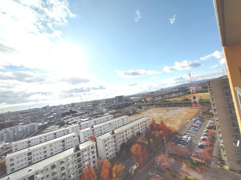 くずはセンチュリータウン六番館の展望|物件からの展望　15階　眺望良好
■物件内覧・資金計画相談・住宅ローン相談、リフォーム相談、お問合せ受付中■
※当日・翌日のご内覧、ご相談はお電話でのお問合せがスムーズです！